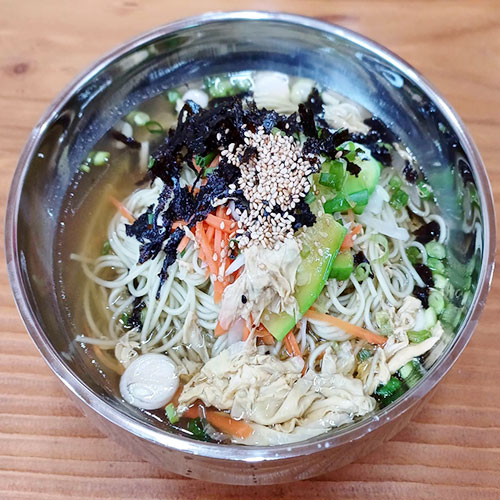 알로에 잔치국수